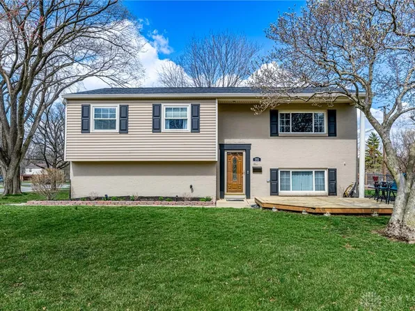 565 Clareridge Ln, Dayton, OH 45458