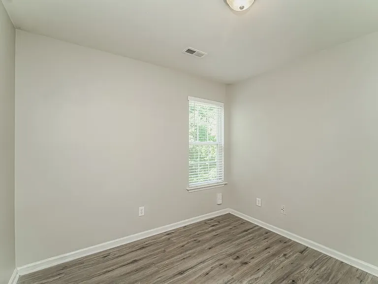 8819 Twisted Pine Dr — Photo 11