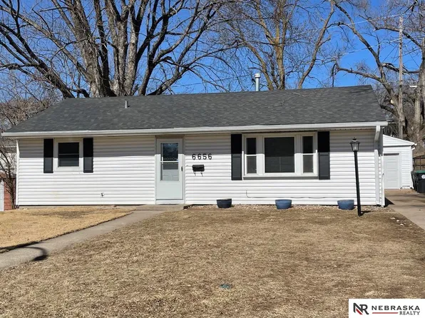 6656 Decatur St, Omaha, NE 68104
