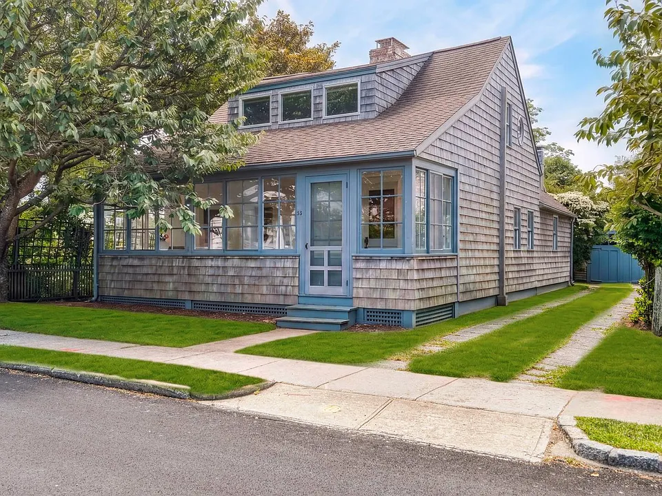 55 Garden St