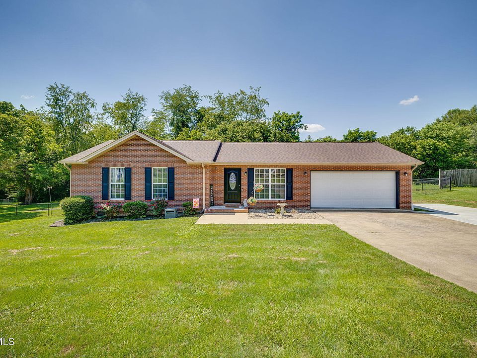 1st image of 221 Lindas Way