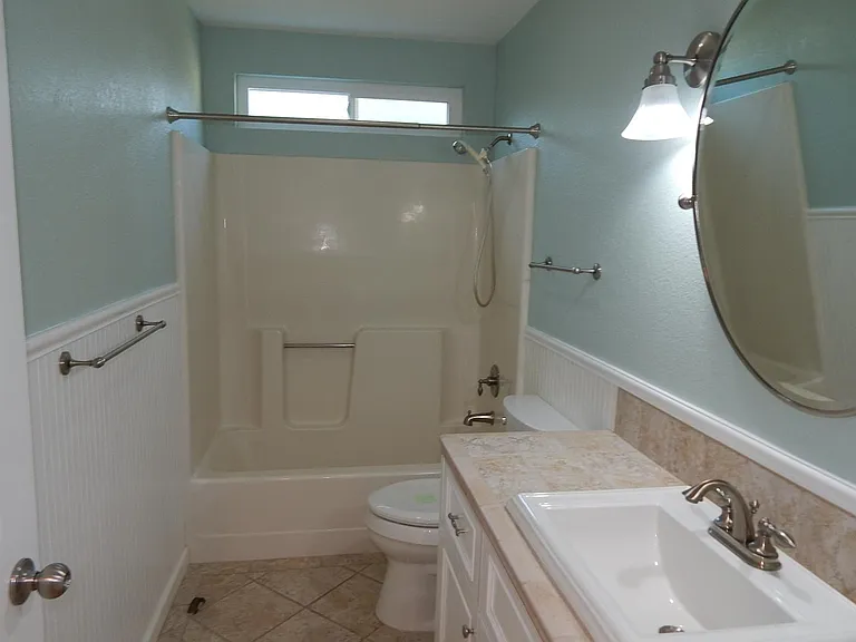 1209 Evans Ct — Photo 10