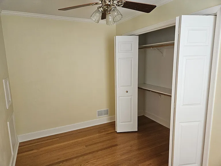 Primary wardrobe room
