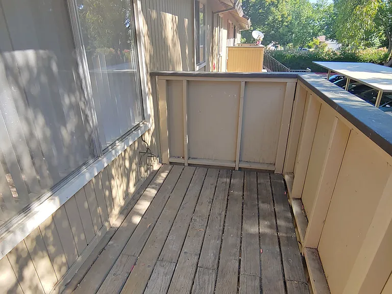 Rivergate Apartments — Photo 7