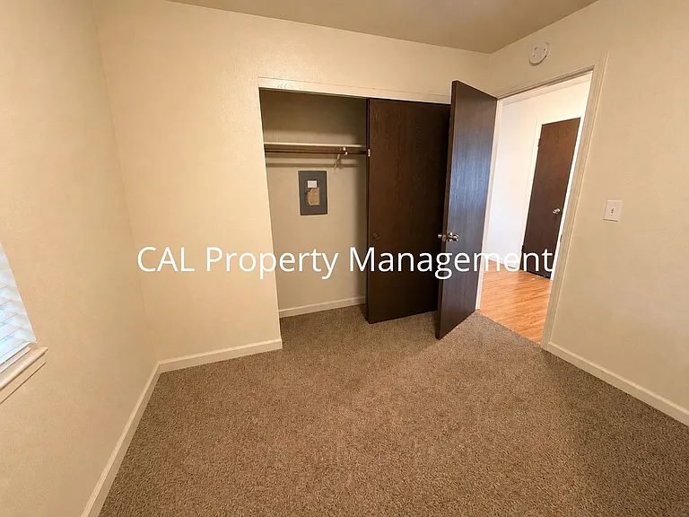 83 Castro St — Photo 4