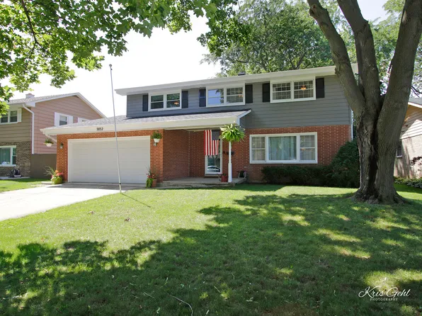 2032 Chestnut St, Waukegan, IL 60087