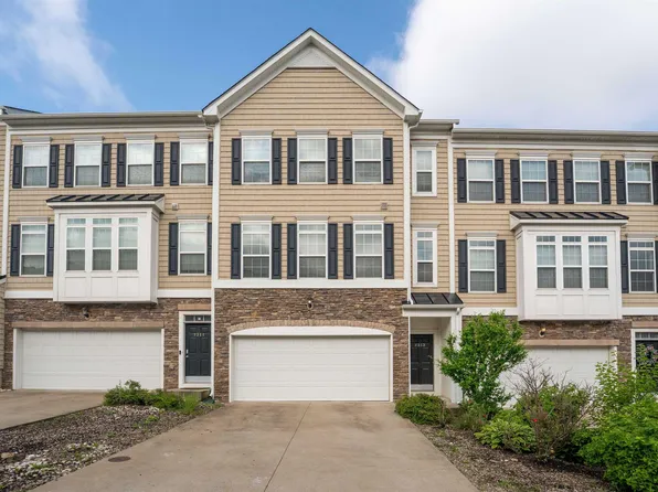 3313 Sun Ct, Morgantown, WV 26505