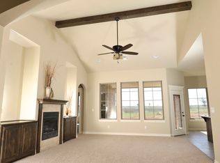 119 London Dr, Elgin, OK 73538