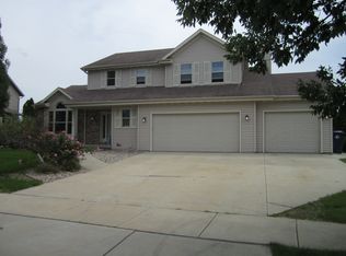 502 Mustang Ln, Fond Du Lac, WI 54935
