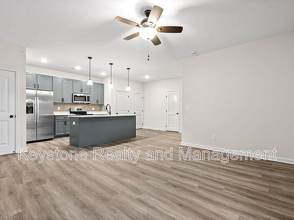 3rd image of 15 Millswood Dr #A-101