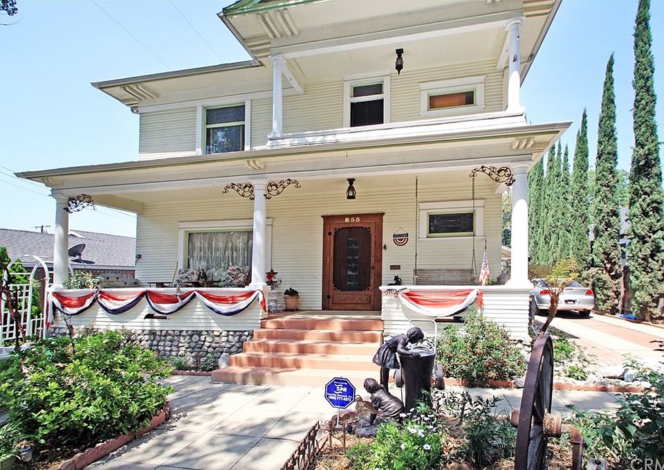 1st image of 855 Bradford St