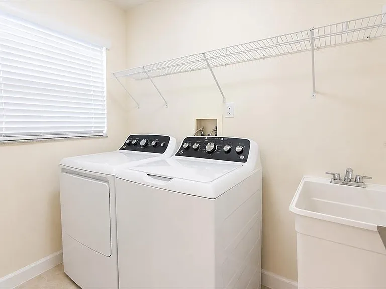 2229 Foggy Ridge Pkwy — Photo 10