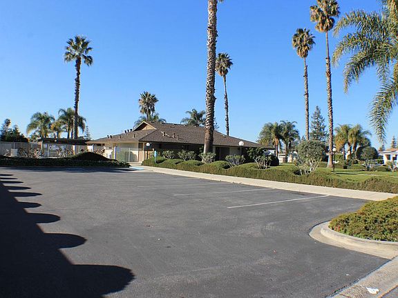 5th image of 405 Giannotta Way