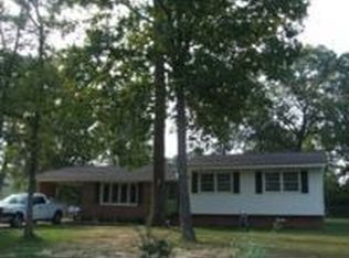 4809 Hurley Dr, Fayetteville, NC 28304