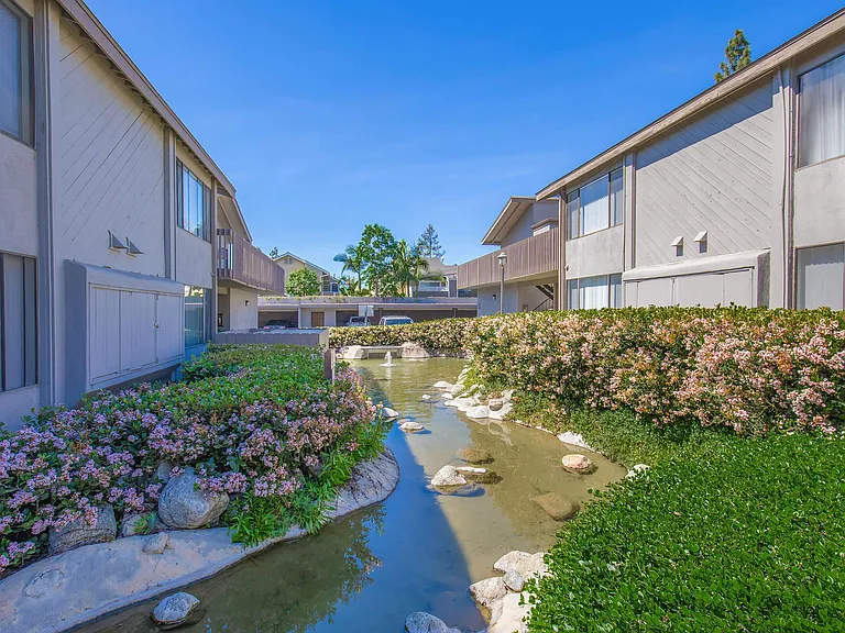 Eastwood Apartment Homes — Photo 8