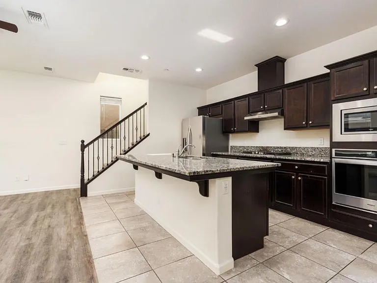 6135 E Bishop Ln — Photo 9