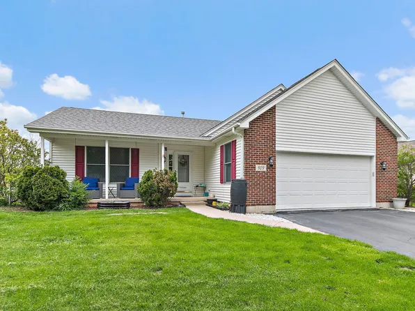 919 Spring Dr, Marengo, IL 60152