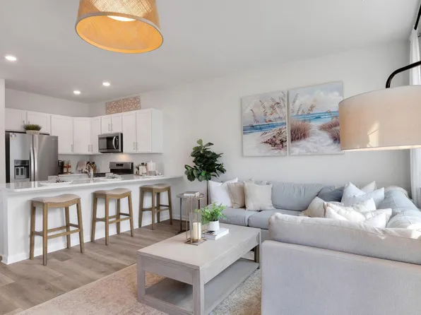 209 Hermosa Dr, Egg Harbor Township, NJ 08234