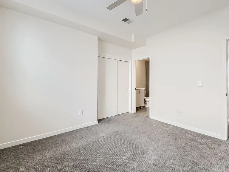 2848 W 24th Ave #4 — Photo 13
