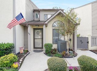 615 13th Ave S APT 143, Myrtle Beach, SC 29575