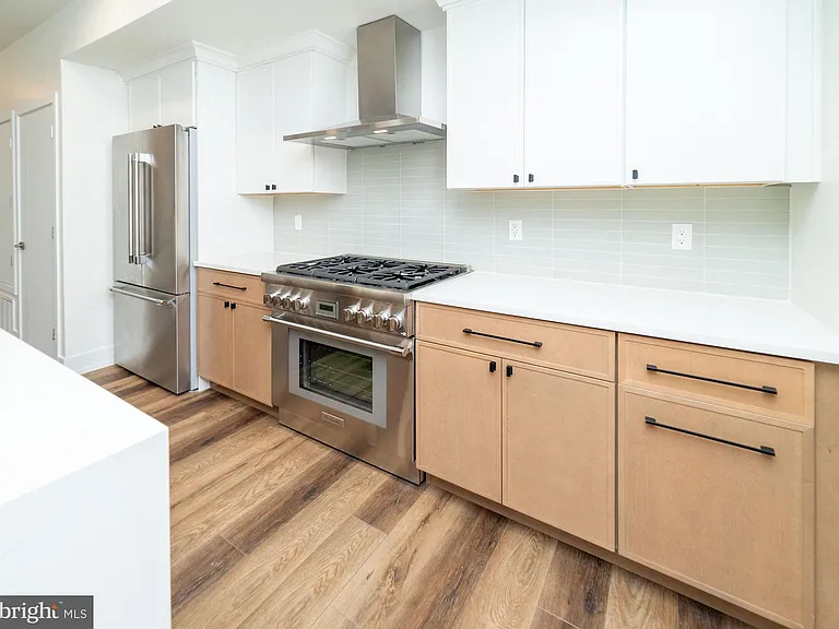 19 Lincoln Ct #103 — Photo 5