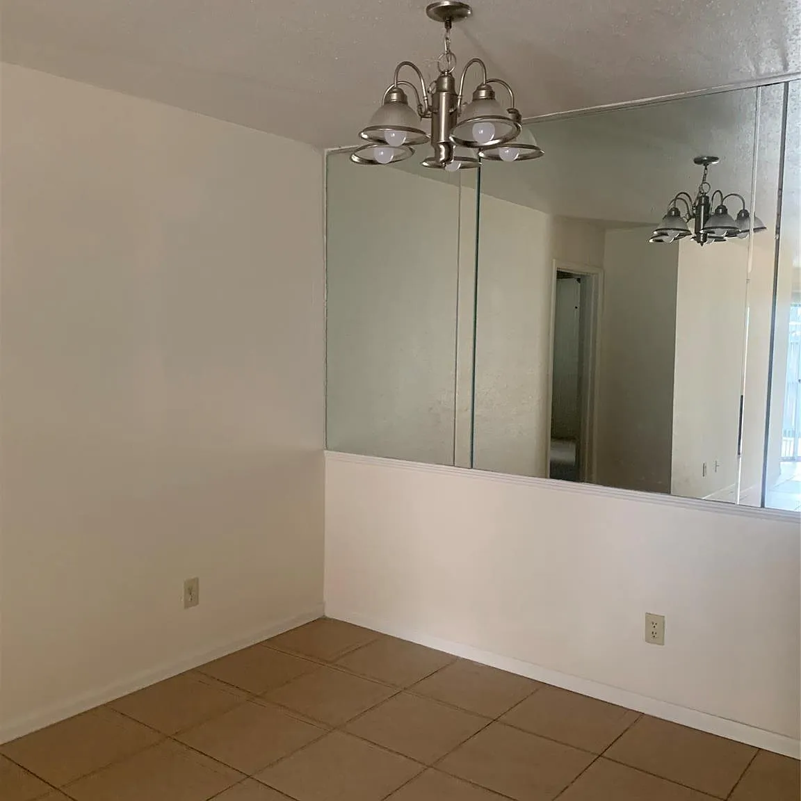 2 bed, 4.0 bath, 1068 sqft, $1,199 — Photo 4
