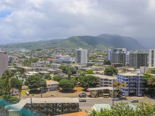 2525 Date St APT 1304, Honolulu, HI 96826