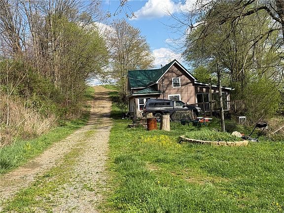 2nd image of 294 Sprankle Rd