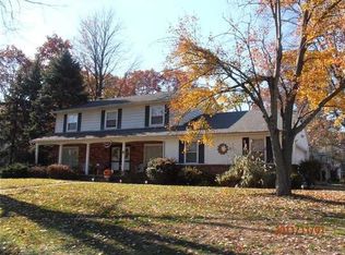 5025 Paddington Dr, Toledo, OH 43623