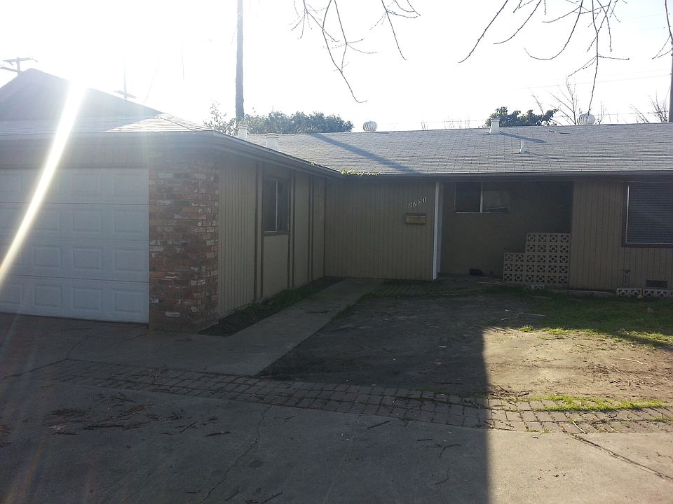 2nd image of 2701 Carver Rd