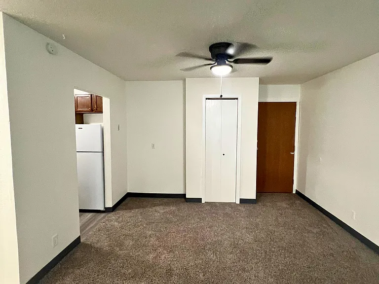1510 E Gateway Cir S #106 — Photo 7