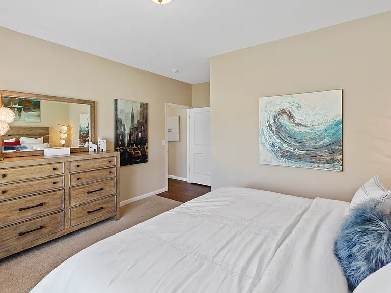 The Villages of Burlington — Photo 16