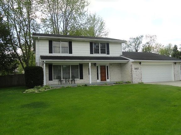 2nd image of 1057 Holly Dr