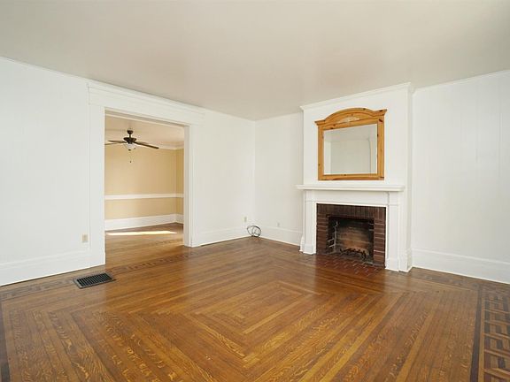 4th image of 1353 Avalon Dr