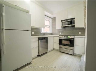 230 South Kingsway #3, Toronto, ON M6S 3T9