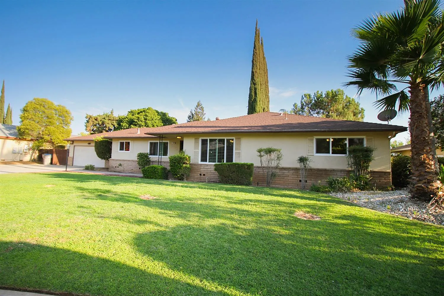 1509 W Sierra Ave photo 1