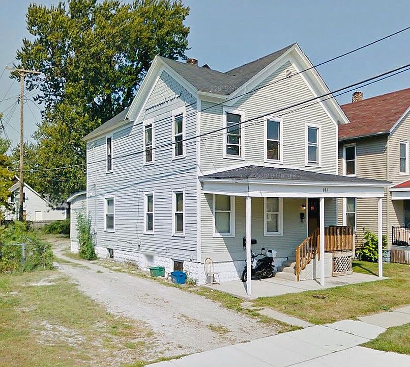 1st image of 913 Saint Clair St