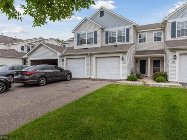651 Providence Dr, Shakopee, MN 55379