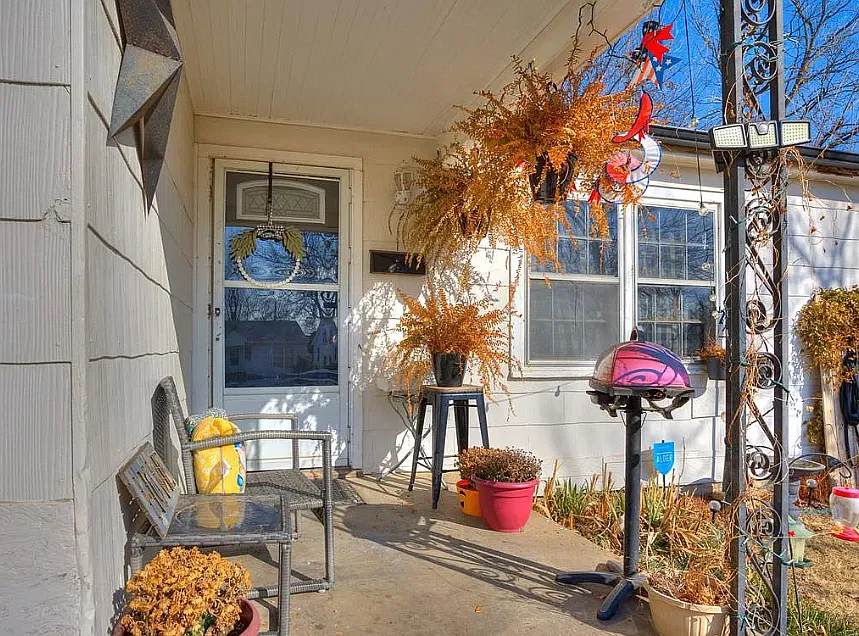 2 bed, 726 sqft, $1,012 — Photo 2