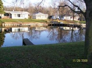 2024 Island Dr, Wayland, MI 49348