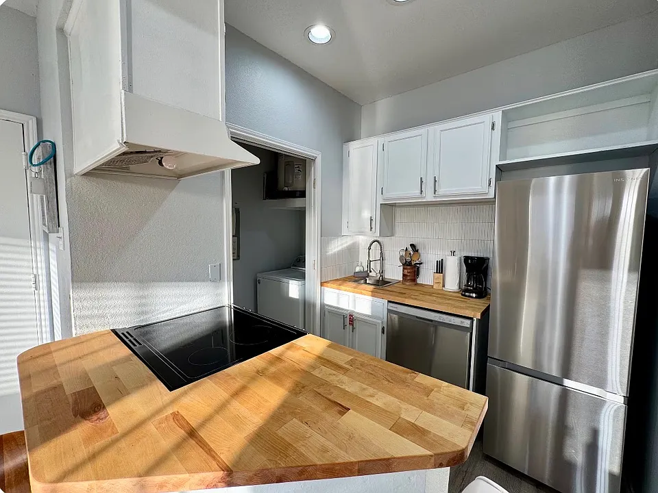 14721 Whitecap Blvd #284