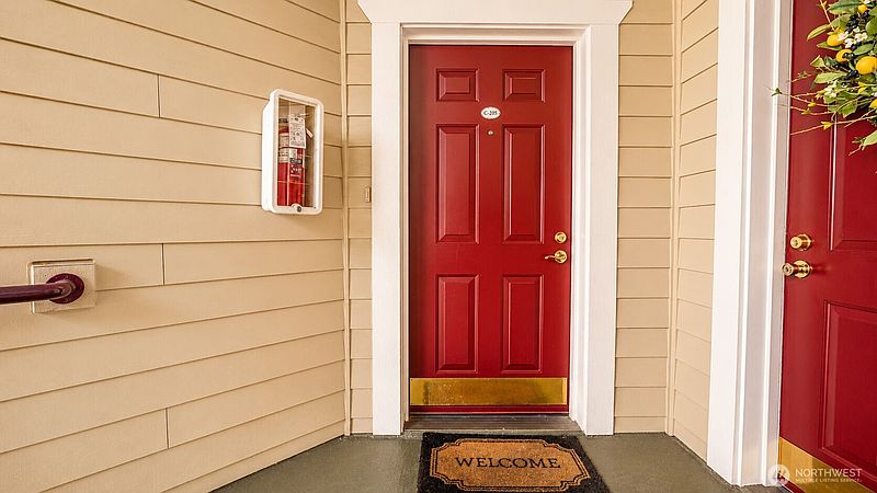 4th image of 13000 Admiralty Way #C205