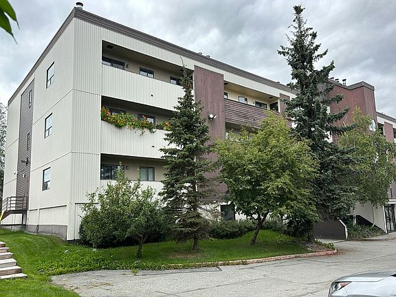 3rd image of 5300 E 4th Ave APT 113