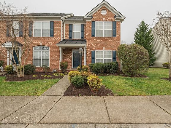 2nd image of 4008 Dominion Townes Cir