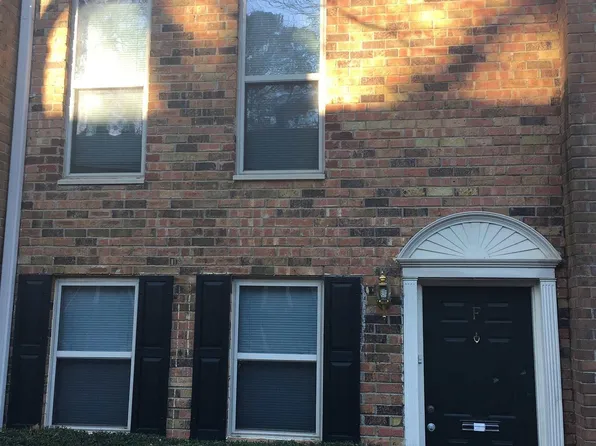 125 N River Dr, Sandy Springs, GA 30350