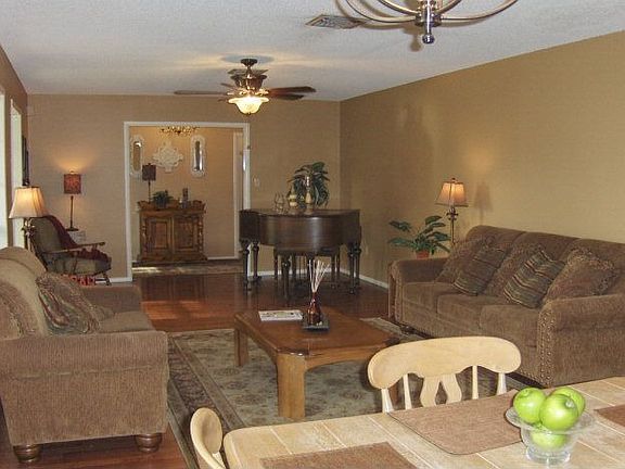 4th image of 4 La Mesa Dr