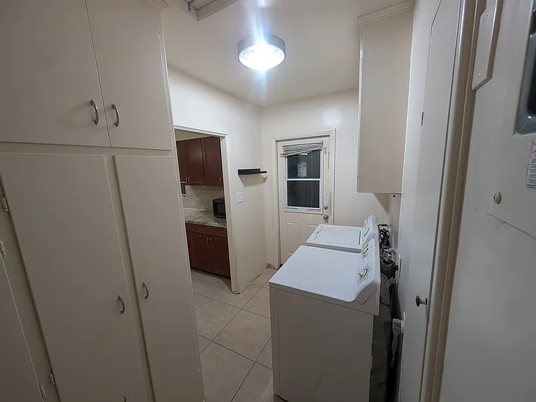 1309 W Osborn Rd — Photo 10