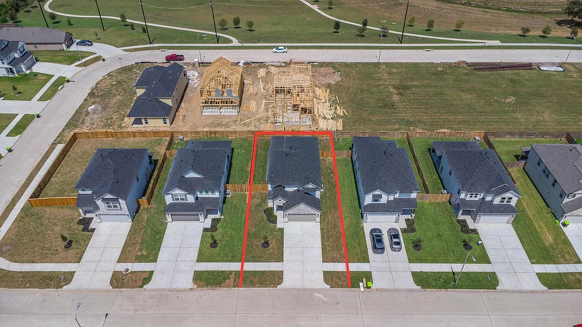 Building Photo - 2638 Finley Ln