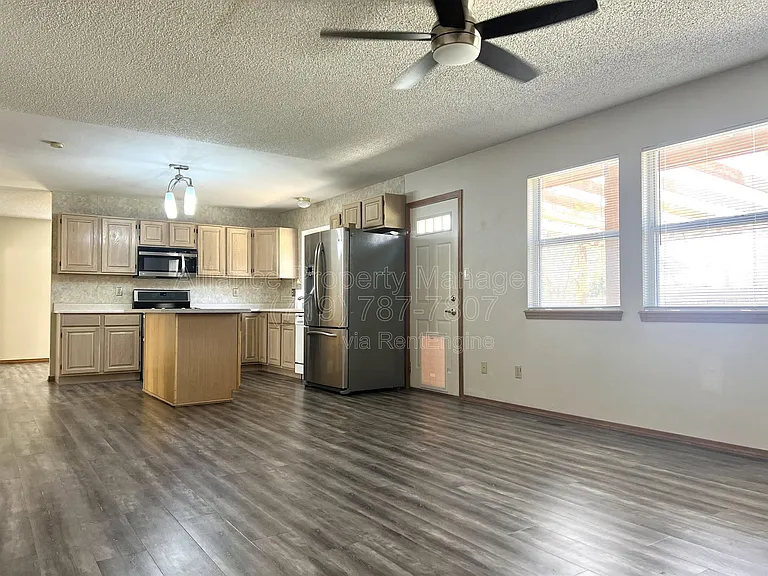 6436 Peak Vista Cir — Photo 14