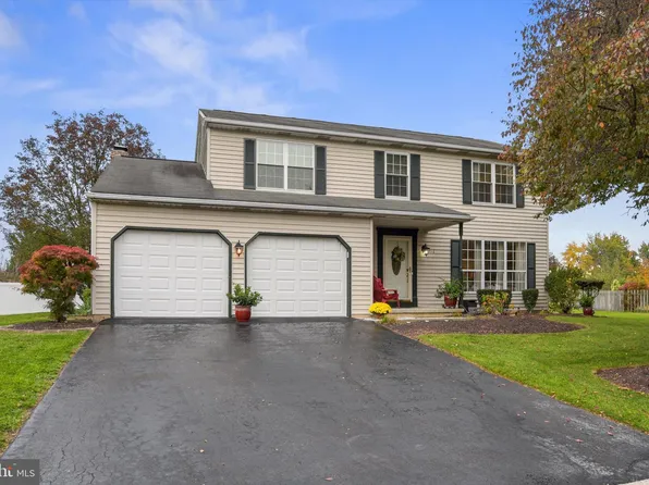 112 Fawn Ct, Harrisburg, PA 17110